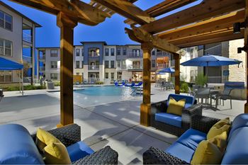 Pool at The Grand at Stonecreek, San Marcos